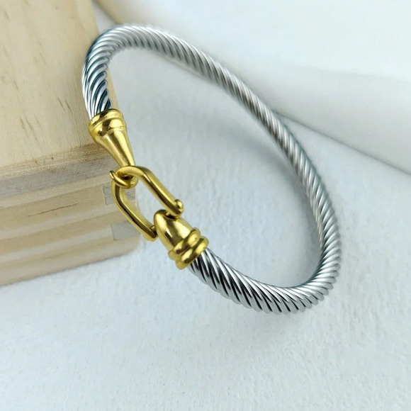 Fashionable Women's Stainless Steel 5mm Cable Wire Bangle - Picture 8 of 12